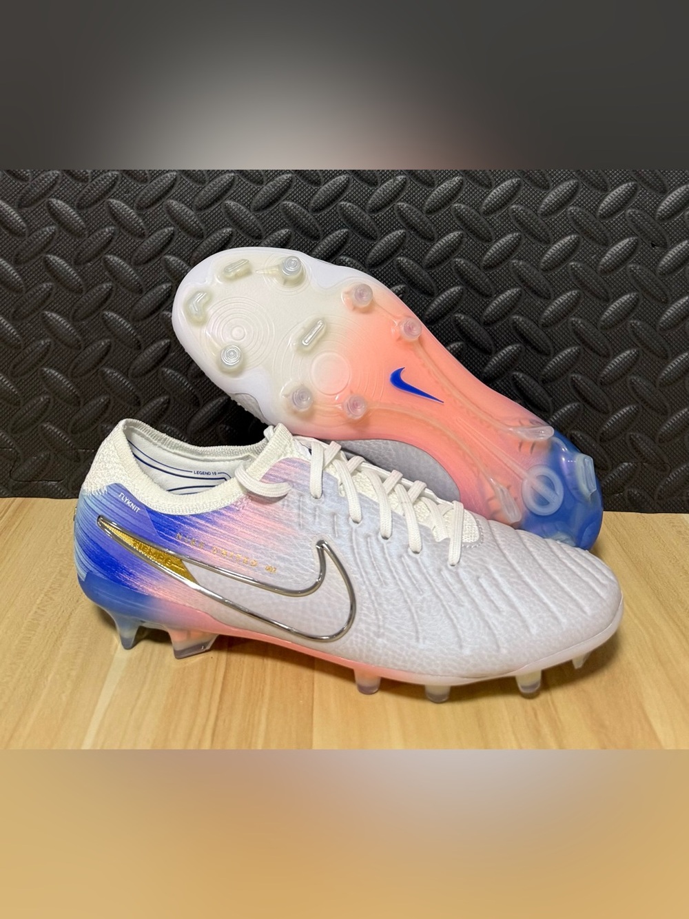Nike Tiempo Legend 10 Elite FG United 002 Pack Soccer IB2467-001 Mens Size 6